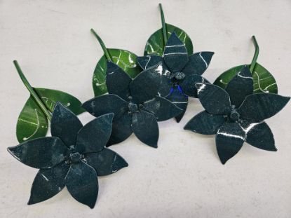 Picture of Jungle Eagles Green - 6-Petal Micro -25 Flower