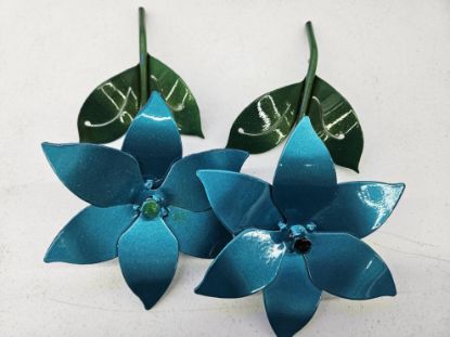 Picture of Caribbean Teal Ocean - 6-Petal Micro -25 Flower