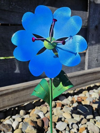 Picture of 22-Short Heart- Blue Skies - Granny Green/Purple Center